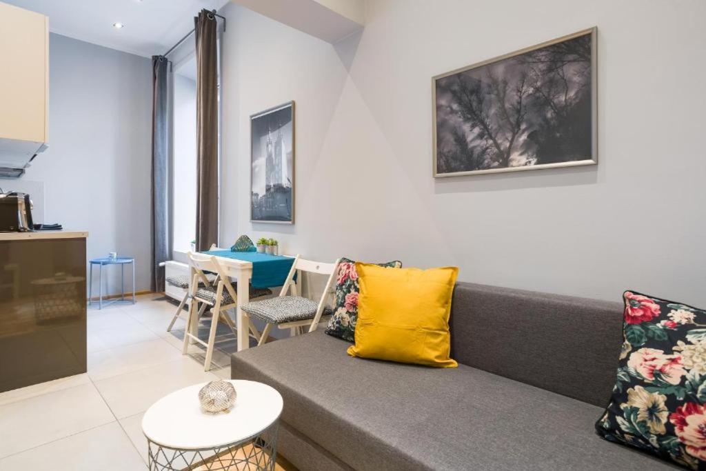 Superb Wawel Apartment, Best Location In Town คราคูฟ ภายนอก รูปภาพ